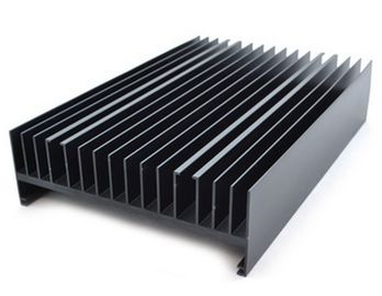 อลูมิเนียม Heatsink Extrusions ผงอลูมิเนียมทาสีดำ