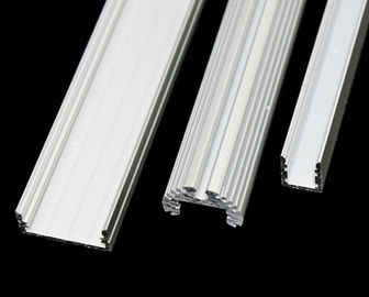 6063 - T5 โปรไฟล์การผลิตอลูมิเนียมหล่อด้วย PVDF / Powder Coating