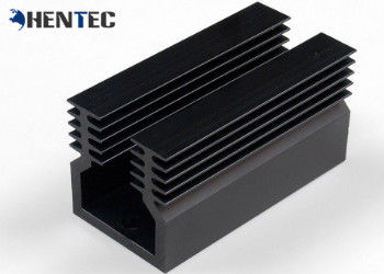 ชิ้นส่วนยานยนต์ LED อลูมิเนียม Heatsink Extrusion Profiles In Black Color 6005 Alloy