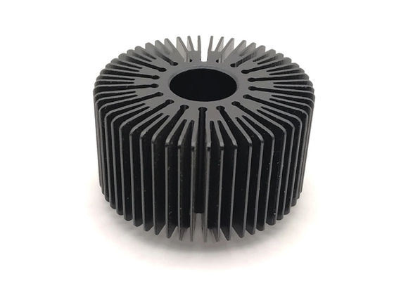 T4 นำอลูมิเนียมฮีทซิงค์โปรไฟล์การอัดรีดสีดำสดใส Anodized